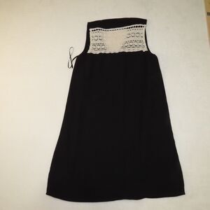 Addie Black Sleeveless Mini Dress Size Small Ivory Crochet Lace back A-Line